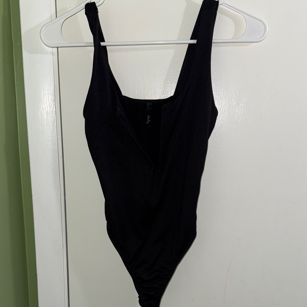 Adorable body suit